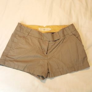 J. Crew Classic Twill Chino Khaki Tan Shorts 3" Inseam Size 8